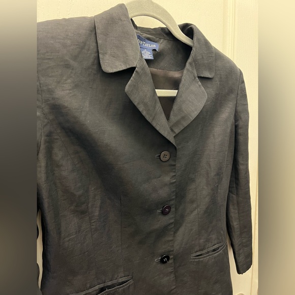 Ann Taylor Linen suit 4 - Picture 3 of 8